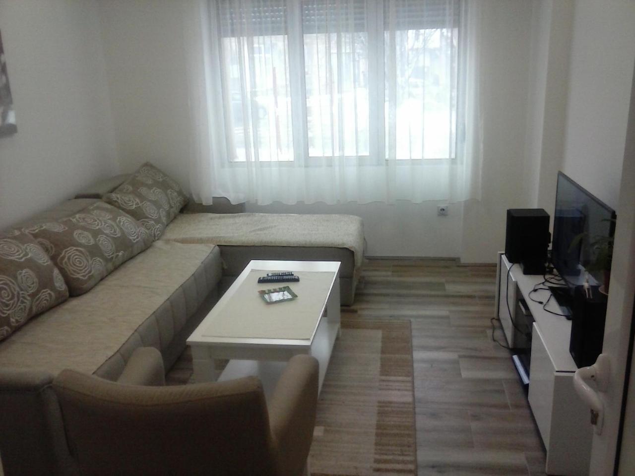 Apartman Veljic Nis Luaran gambar
